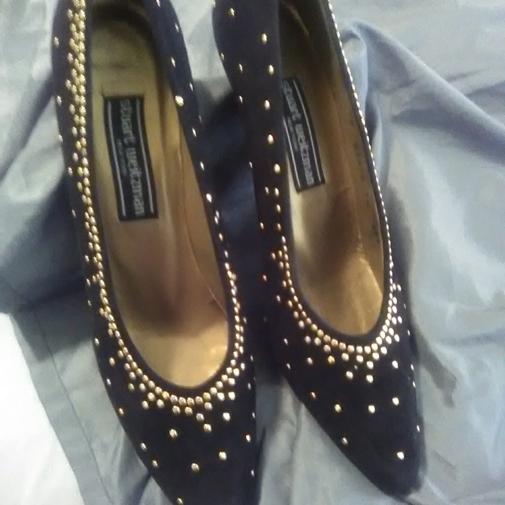 Shoes - Picture 5 of 6
